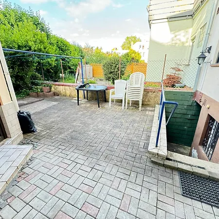 Amalfi A06 - Fuer 6 Pp - 3 Zi - 6 Betten - Terrasse Inkl Smart Tv * Kaiserslautern